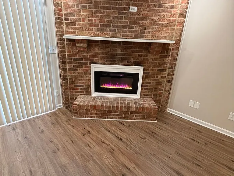 1325 Rosehaven Cir — Photo 2
