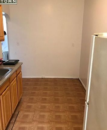 3rd image of 1355 64th St APT A1
