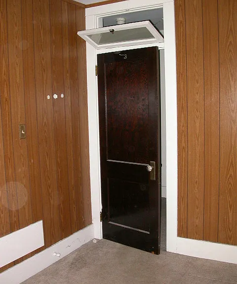 329 Macarthur Pkwy #3 — Photo 3
