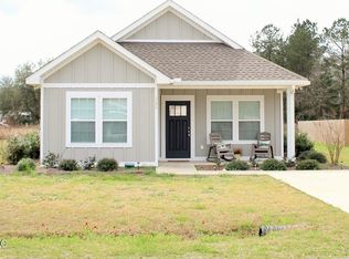 180 Ridge Ln, Lucedale, MS 39452