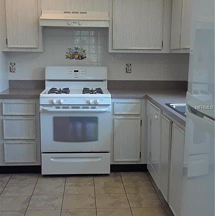 4th image of 6080 80th St N Unit 414