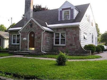 1st image of 119 Peirson Ave