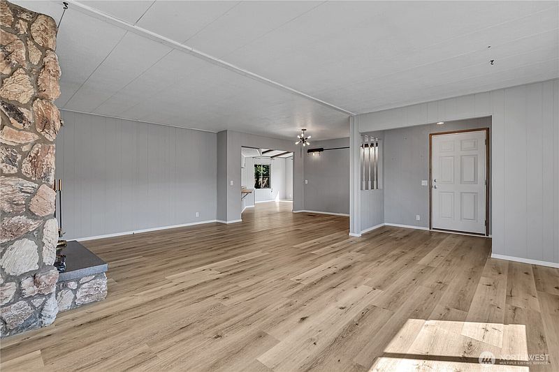 5th image of 2500 Alder Street #332
