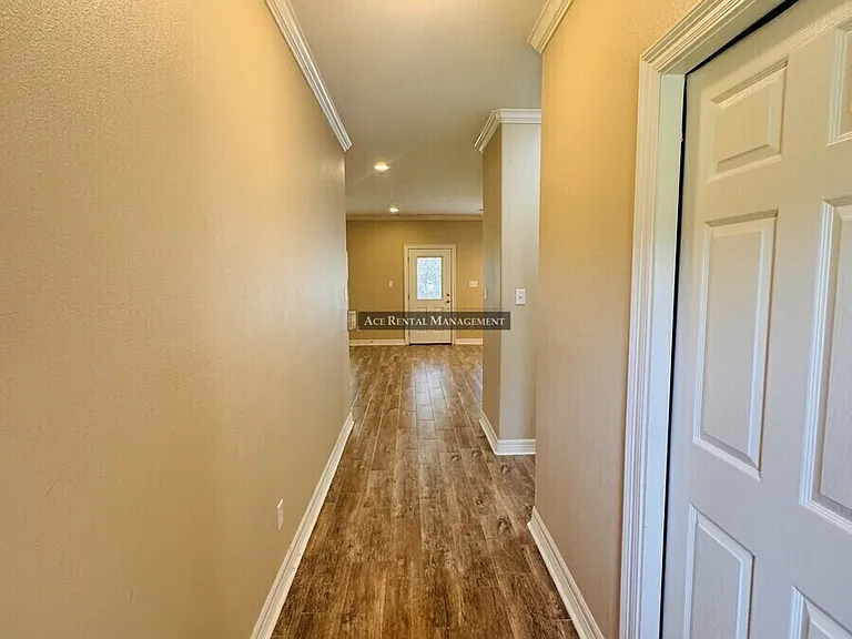 7B Concord St #102002002 — Photo 2