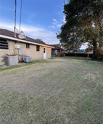 5th image of 5142 Mount Matterhorn Dr