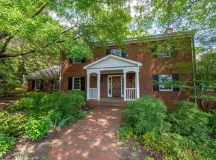 165 Walnut Ln, Charlottesville, VA 22911