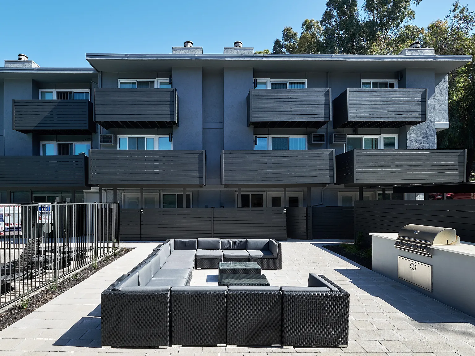 Ladera Apartments — Photo 3