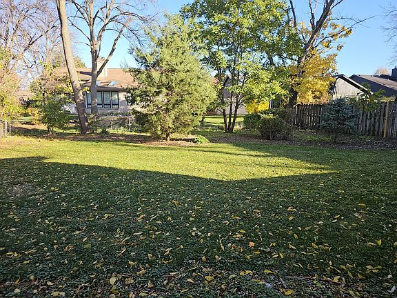 5th image of 735 Jonquil Ter
