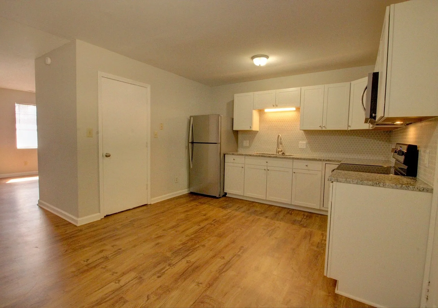 1306 Marne Avenue — Photo 4