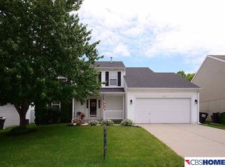13607 S 27th St, Bellevue, NE 68123