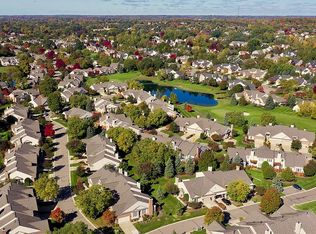 39460 Edgewater Dr, Northville, MI 48168