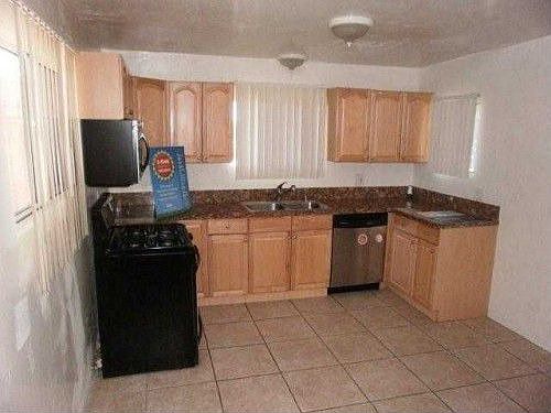 1st image of 3505 Fairmount Ave