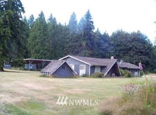 225 Marine Dr, Marysville, WA