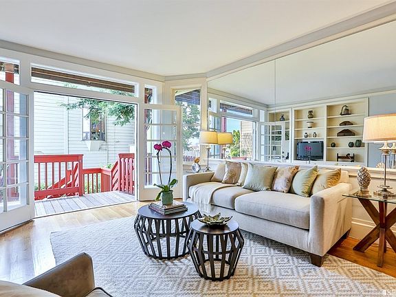 2nd image of 114 Divisadero St
