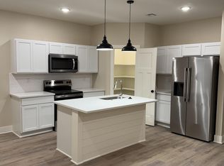 17148-50 W Lawson Cir, Goddard, KS 67052