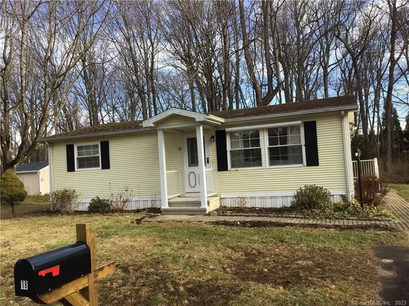 18 Harvey Drive, Old Saybrook, CT 06475
