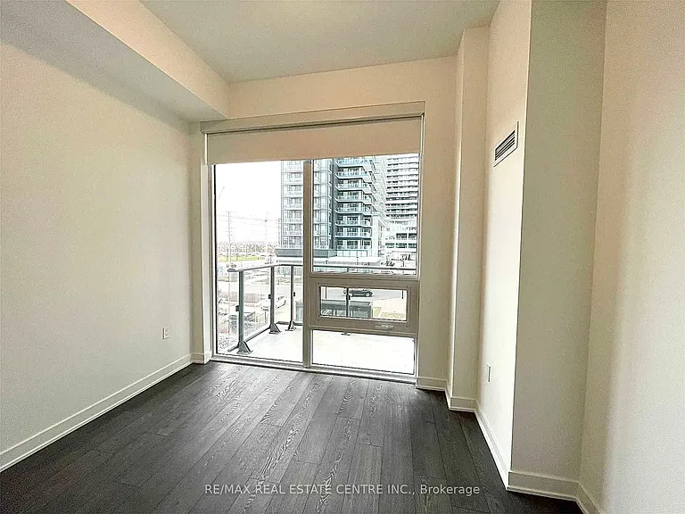 4675 Metcalfe Ave #202 — Photo 7