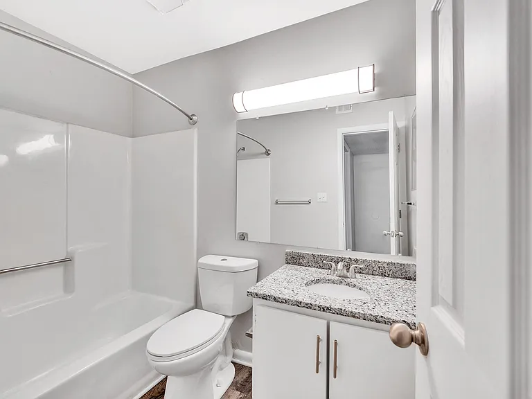 Summit Eastchester — Photo 14