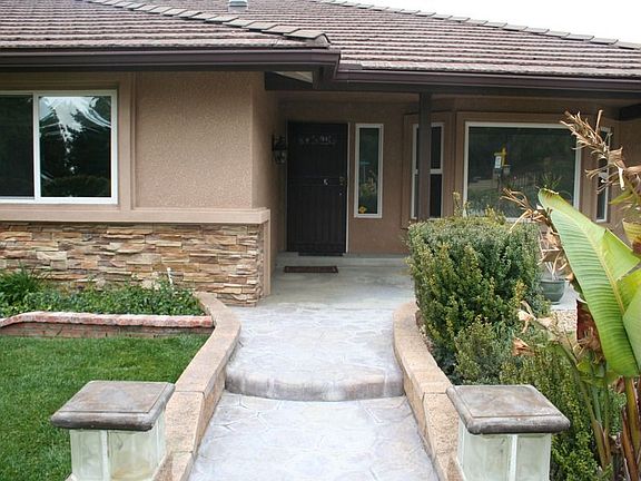 2nd image of 680 Greenwood Ave