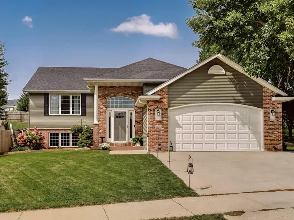 2502 Boulder Ridge Dr NW, Rochester, MN 55901