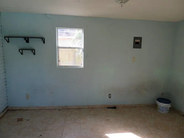 134 NW Peach St — Photo 19