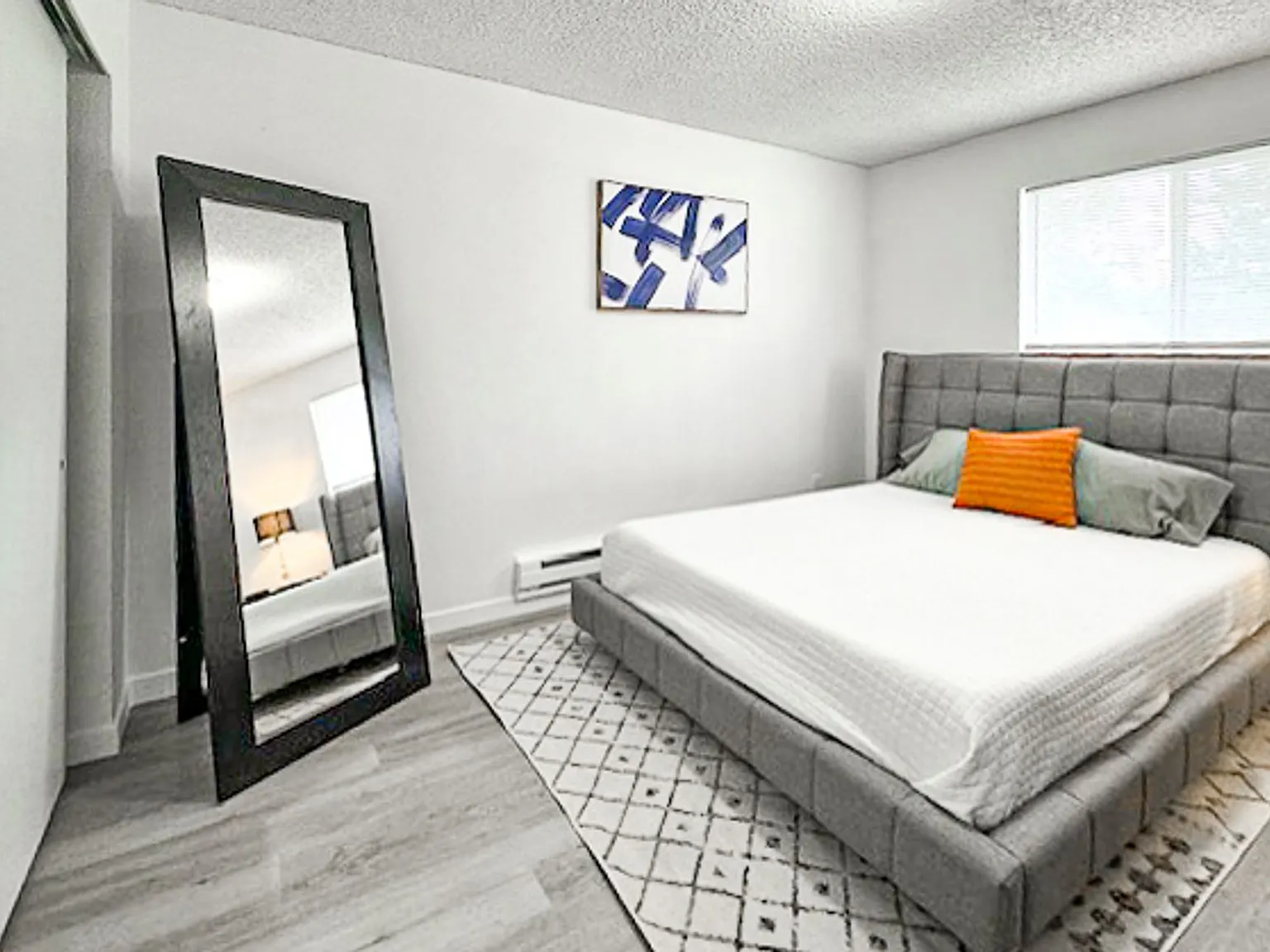 Latah Apartments — Photo 4