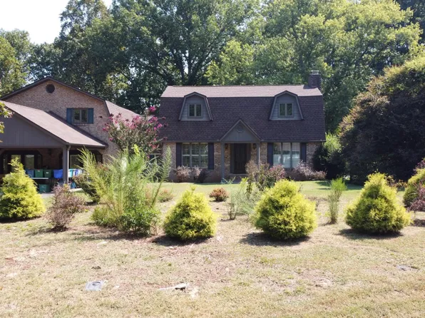 121 County Road 620, Etowah, TN 37331