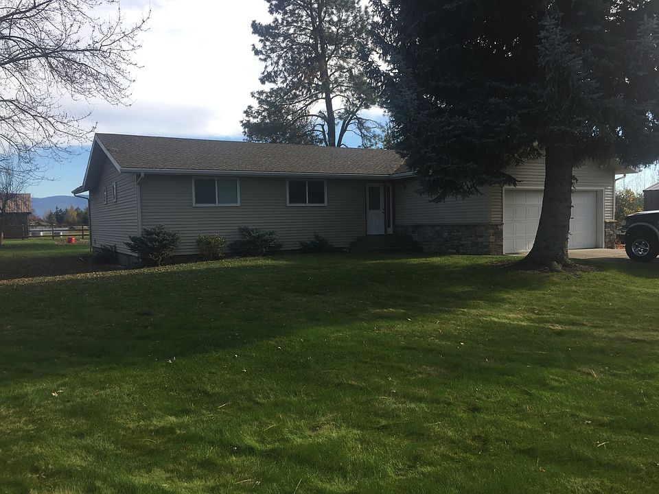 2nd image of 9480 N Chateaux Dr