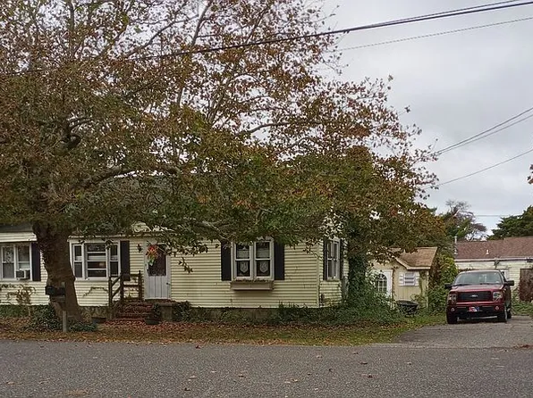 13 S 6th St, Del Haven, NJ 08251