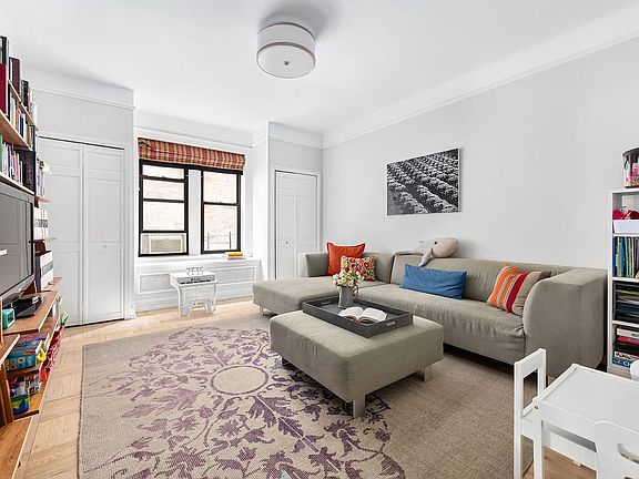 5th image of 315 E 80th St APT 4H