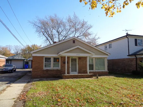 11717 S Meadow Lane Dr, Merrionette Park, IL 60803