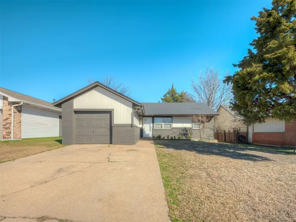 329 NW 118th St, Oklahoma City, OK 73114