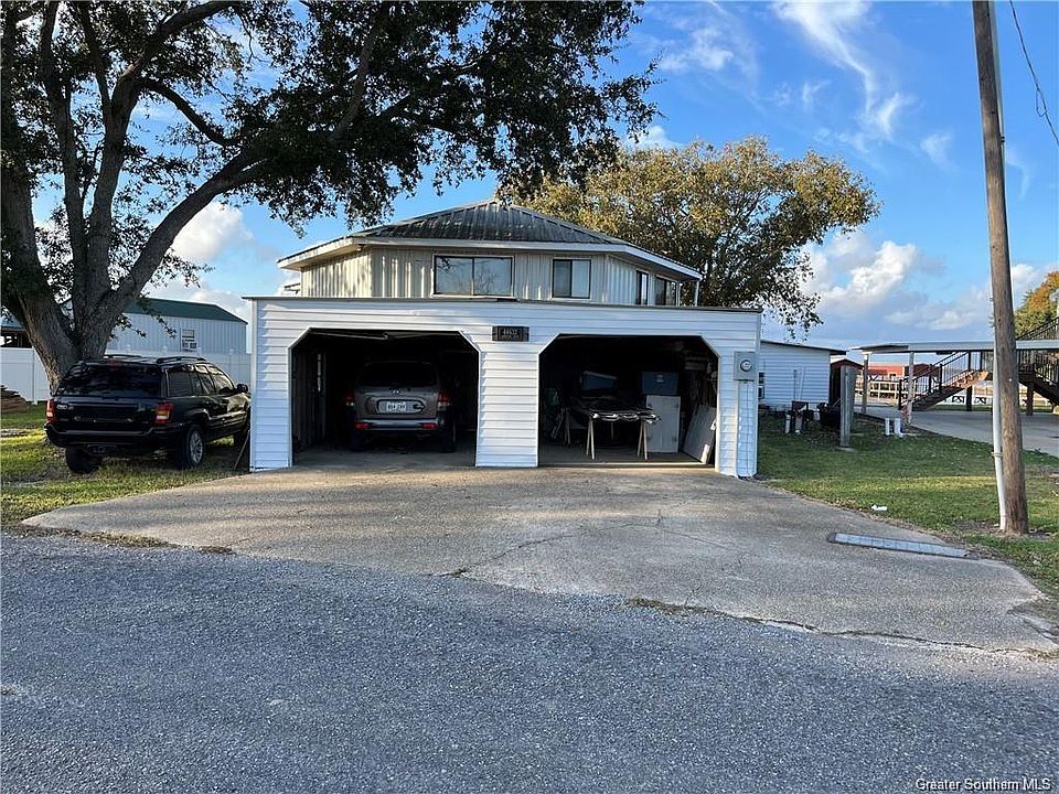 1st image of 44632 Lakeside Rd