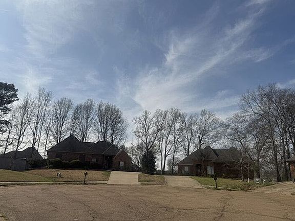 5th image of 110 Bridge Park Cir