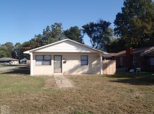 1801 Hines St, Newport, AR 72112