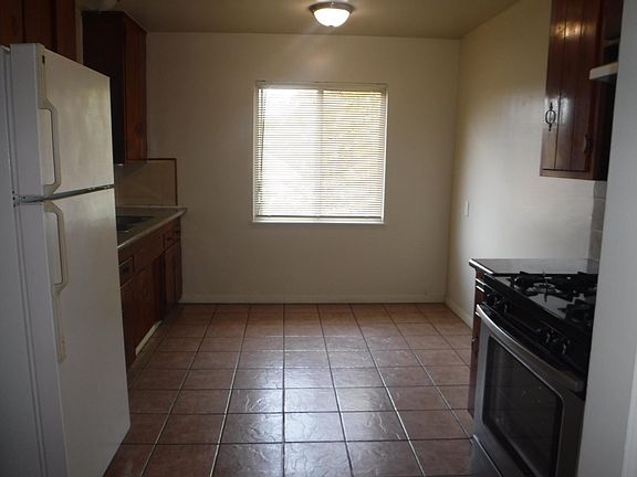 5th image of 3953 Mississippi St #1/2