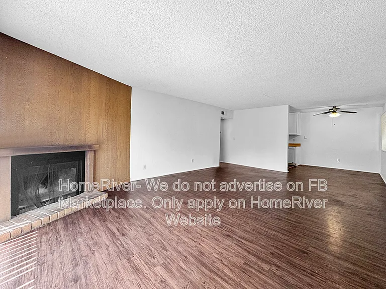 1233 Dealynn St #7 — Photo 6