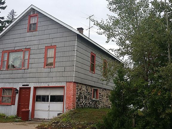 3rd image of 207 W Main St