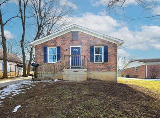 140 Levy Rd, Paris, KY 40361