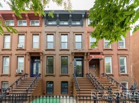 536A Monroe St, Brooklyn, NY
