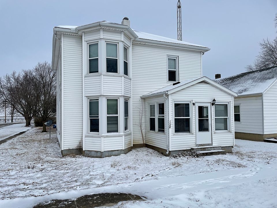 106 W Lincoln Dr, Cooksville, IL 61730 Zillow