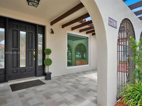 9031 SW 11th St, Miami, FL 33174