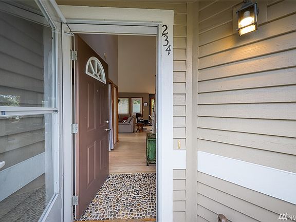 4th image of 234 Grow Ave NW