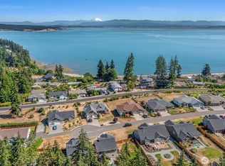 1314 Sunrise Estates Pl, Camano Island, WA 98282