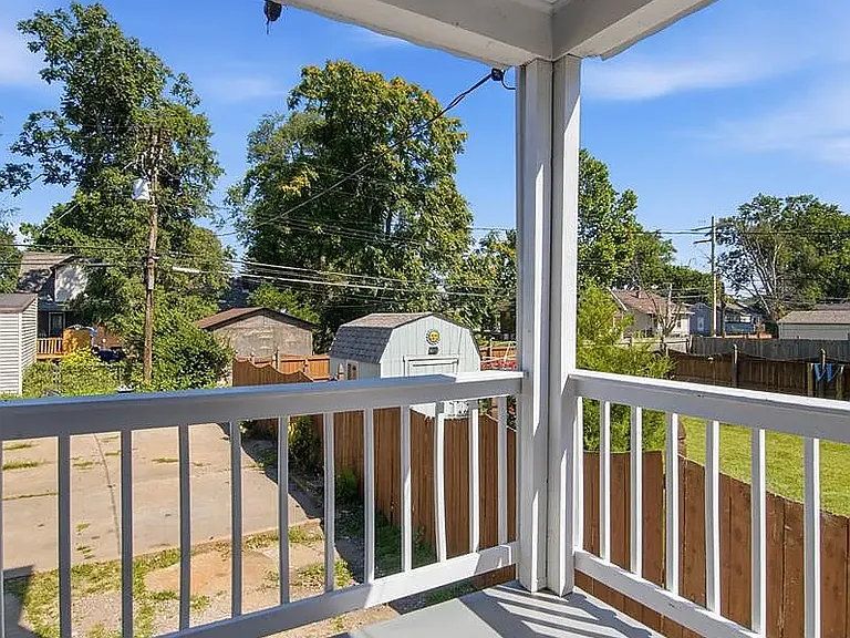 2605 Washington Ave — Photo 18