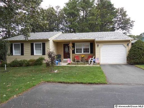 3rd image of 24 Norwalk Avenue