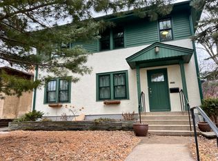 215 Warwick St SE #1, Minneapolis, MN 55414