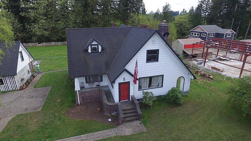 2nd image of 8730 Arlington Heights Rd