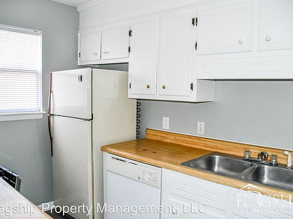 4th image of 108 Paul Cir #B