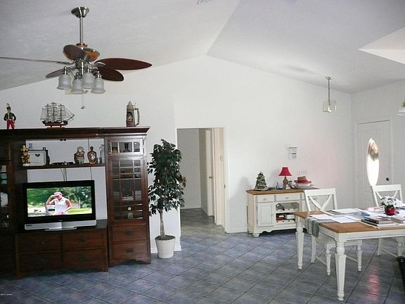 4th image of 2623 Nordman Ave